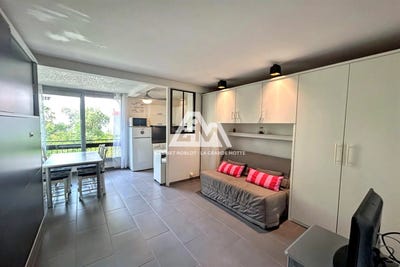 /international/fr/la-grande-motte-centre-val-de-loire-310108460290/