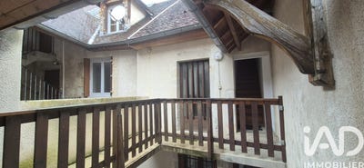 /international/fr/lons-le-saunier-franche-comte-310105374876/
