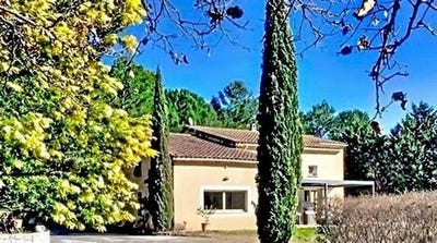 /international/fr/brignoles-provence-alpes-cote-d-azur-310107948246/