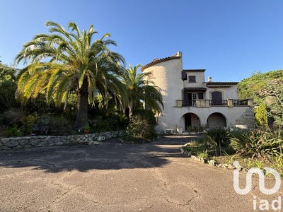 /international/fr/mandelieu-la-napoule-provence-alpes-cote-d-azur-310101081959/?lang=fr