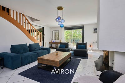 /international/fr/chartres-centre-val-de-loire-310107414387/