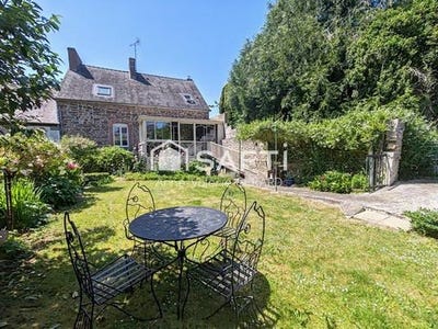 /international/fr/fougerolles-du-plessis-pays-de-la-loire-310108404924/