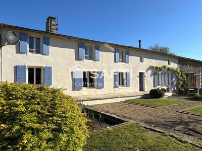 /international/fr/saint-christophe-sur-roc-charente-310107374509/