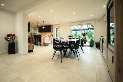 /international/fr/enquin-sur-baillons-calais-310104799047/