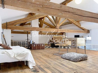 /international/fr/ille-sur-tet-languedoc-roussillon-310107294558/