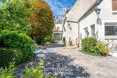 /international/fr/langeais-centre-val-de-loire-310106235065/