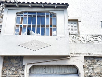 /international/fr/saussines-languedoc-roussillon-310107906205/