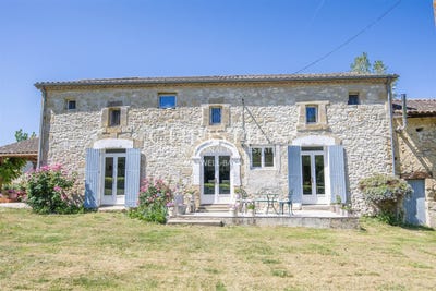 /international/fr/lauzun-aquitaine-310107760641/