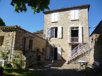 /international/fr/feneyrols-midi-pyrenees-310103616498/