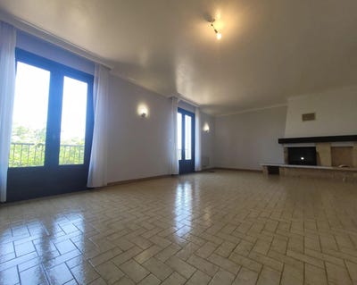 /international/fr/vias-languedoc-roussillon-310100225043/?lang=zh-tw