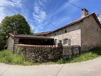 /international/fr/busserolles-ile-de-france-120077445306/?lang=id
