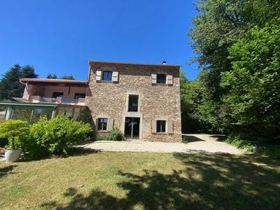/international/fr/saint-denis-languedoc-roussillon-310108869697/