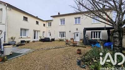 /international/fr/souvigne-pays-de-la-loire-310106426257/