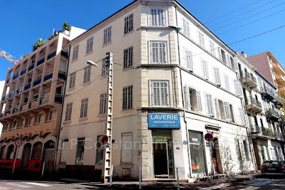 /international/fr/toulon-provence-alpes-cote-d-azur-310107410101/
