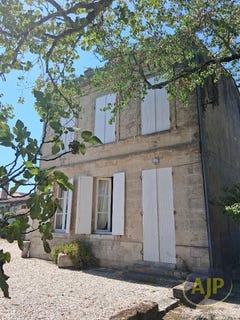 /international/fr/saint-estephe-charente-310100931677/