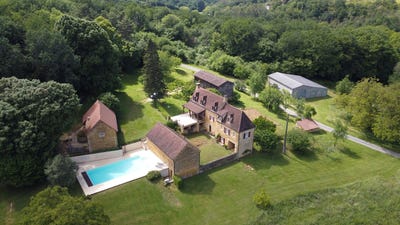 /international/fr/sarlat-la-caneda-aquitaine-310108278390/