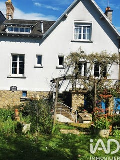 /international/fr/connerre-pays-de-la-loire-310107217982/