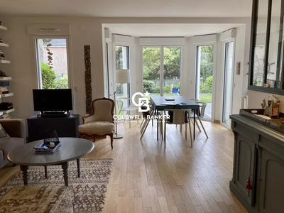 /international/fr/pornic-pays-de-la-loire-310099684474/