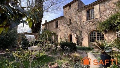 /international/fr/ansouis-provence-alpes-cote-d-azur-310100142511/