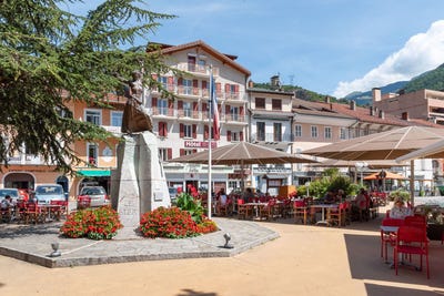 /international/fr/moutiers-rhone-310108764340/