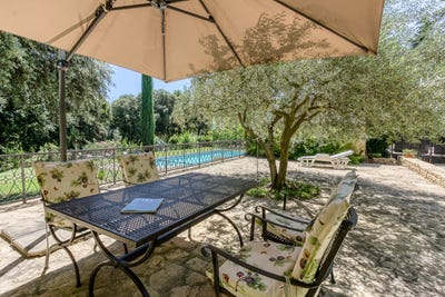 /international/fr/venejan-languedoc-roussillon-310104461184/