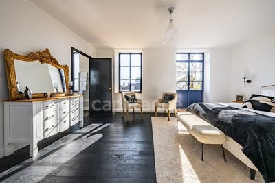 /international/fr/chalon-sur-saone-burgundy-310109095306/