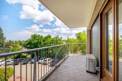 /international/fr/ecully-rhone-310103997201/