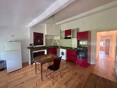 /international/fr/carcassonne-languedoc-roussillon-310105186735/