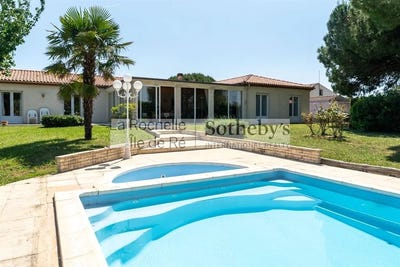 /international/fr/aytre-charente-310099971187/