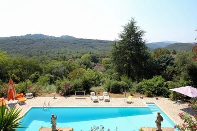 /international/fr/montauroux-hh-15480674-montauroux-provence-alpes-cote-d-azur-310100957958/?lang=en