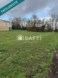 /international/fr/surgeres-charente-310105896979/