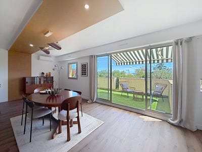 /international/fr/villeneuve-les-avignon-languedoc-roussillon-310108634134/