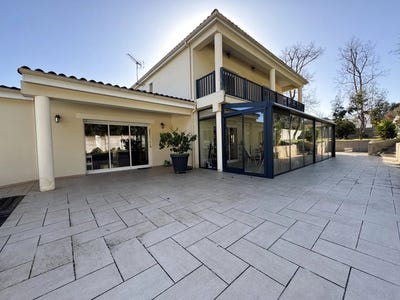 /international/fr/meschers-sur-gironde-charente-310098874389/