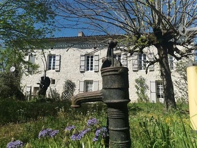 /international/fr/lacour-midi-pyrenees-310107221106/