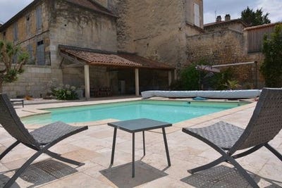/international/fr/angouleme-charente-310101389010/
