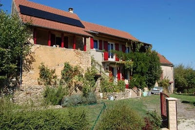 /international/fr/beynac-et-cazenac-aquitaine-310103463217/