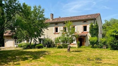 /international/fr/cuq-toulza-midi-pyrenees-310100548930/?lang=fr