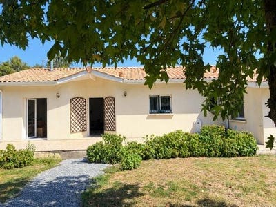 /international/fr/saint-sulpice-et-cameyrac-aquitaine-310119428743/