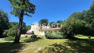 /international/fr/fargues-saint-hilaire-aquitaine-310106222175/