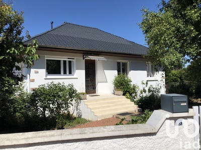 /international/fr/creuzier-le-vieux-auvergne-310100990840/?lang=zh-cn