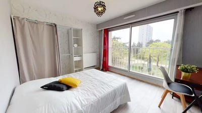 /international/fr/avenue-marcel-cachin-venissieux-rhone-310108895309/