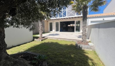 /international/fr/l-houmeau-charente-310107582673/