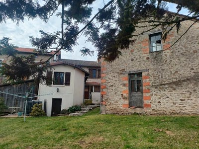 /international/fr/la-chapelle-montbrandeix-limousin-310106083286/