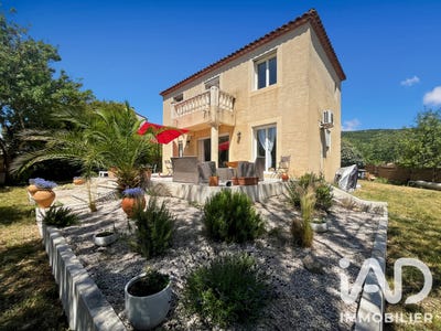/international/fr/vailhauques-languedoc-roussillon-310109176516/?lang=it