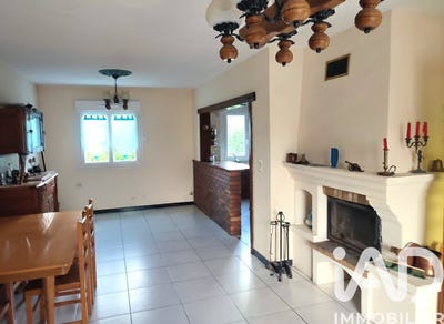 /international/fr/la-bruere-sur-loir-pays-de-la-loire-310104918802/
