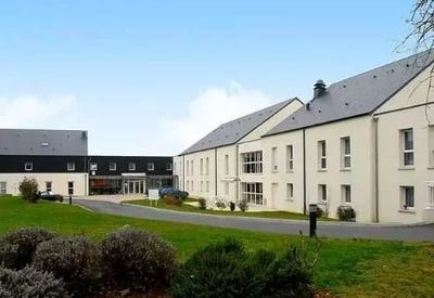 /international/fr/saint-cyr-sur-loire-centre-val-de-loire-310099839725/