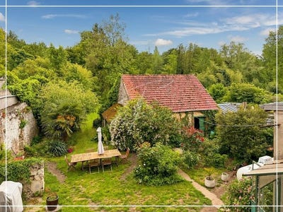 /international/fr/thury-sous-clermont-picardie-310108246200/