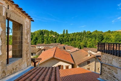 /international/fr/saint-antoine-l-abbaye-rhone-310108464945/