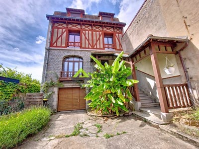 /international/fr/la-celle-dunoise-limousin-310108843621/?lang=it