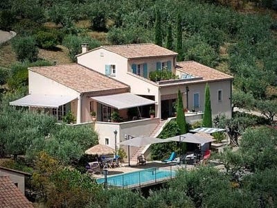/international/fr/buis-les-baronnies-rhone-310108249306/